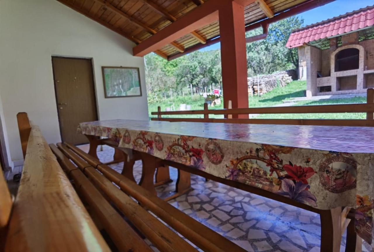 Casa Dobrin Hotell Arefu Eksteriør bilde