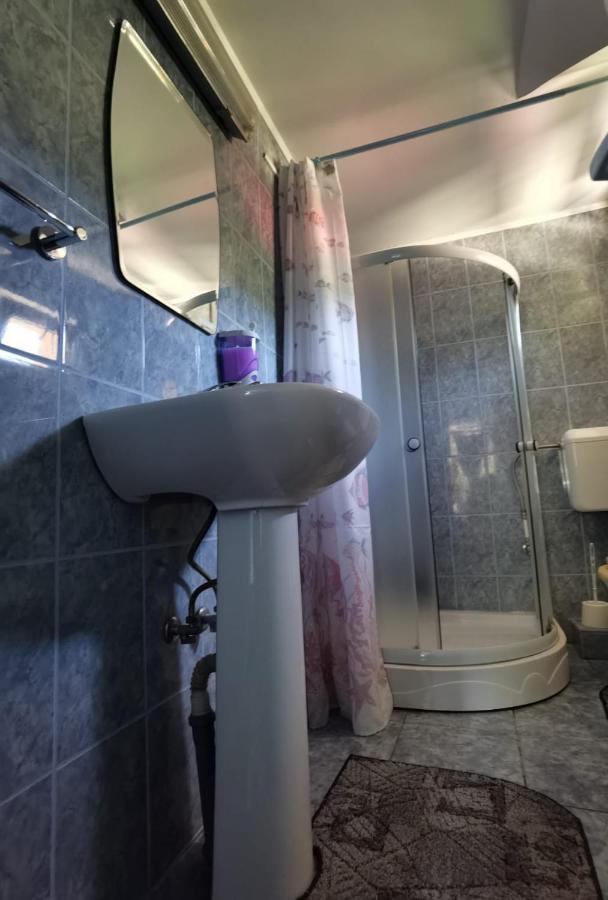 Casa Dobrin Hotell Arefu Eksteriør bilde
