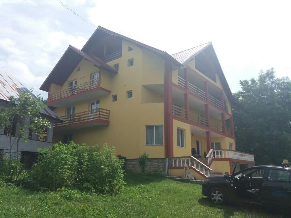 Casa Dobrin Hotell Arefu Eksteriør bilde