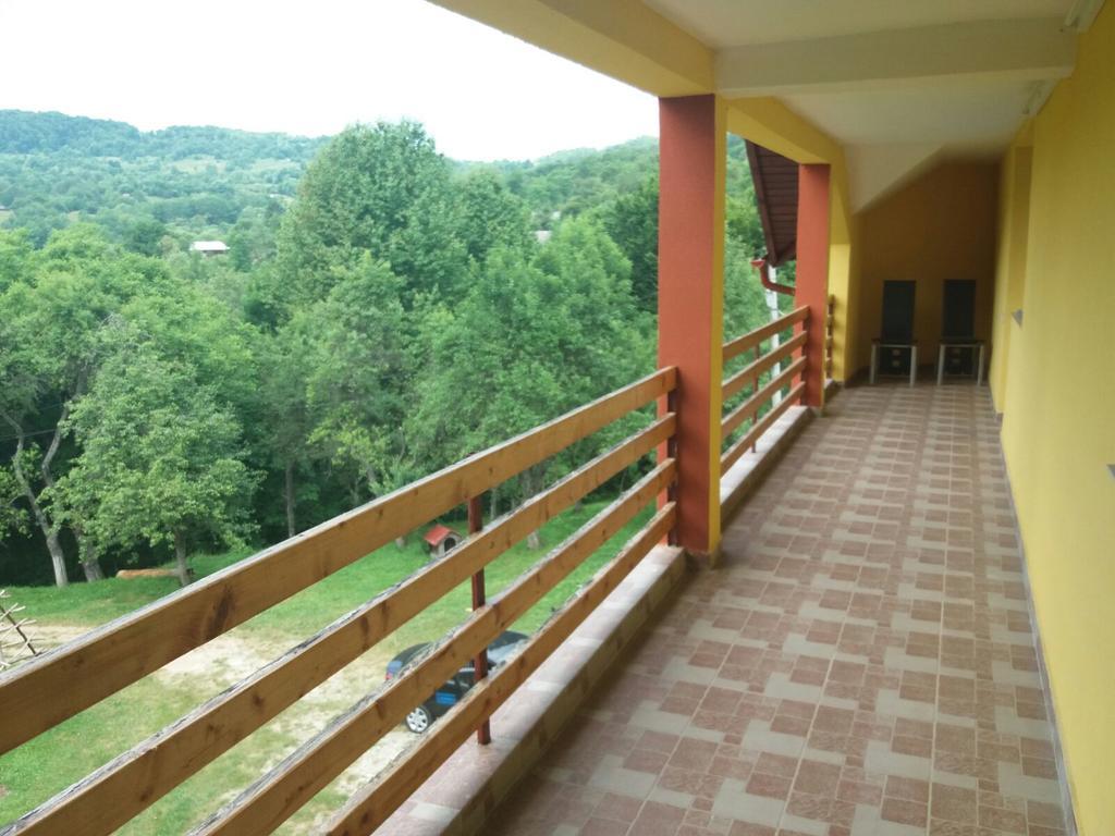 Casa Dobrin Hotell Arefu Eksteriør bilde